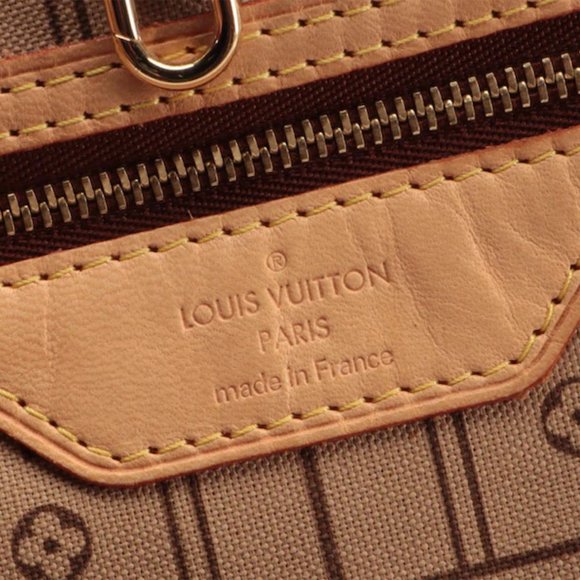 Louis Vuitton Monogram Neverfull MM - Picture 7 of 8